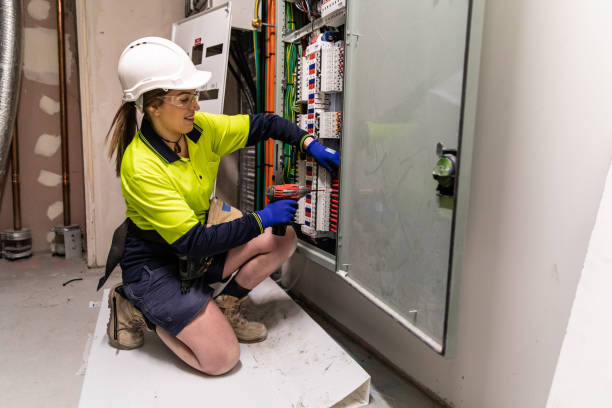 Best Affordable Emergency Electrician  in Winfield, WV
